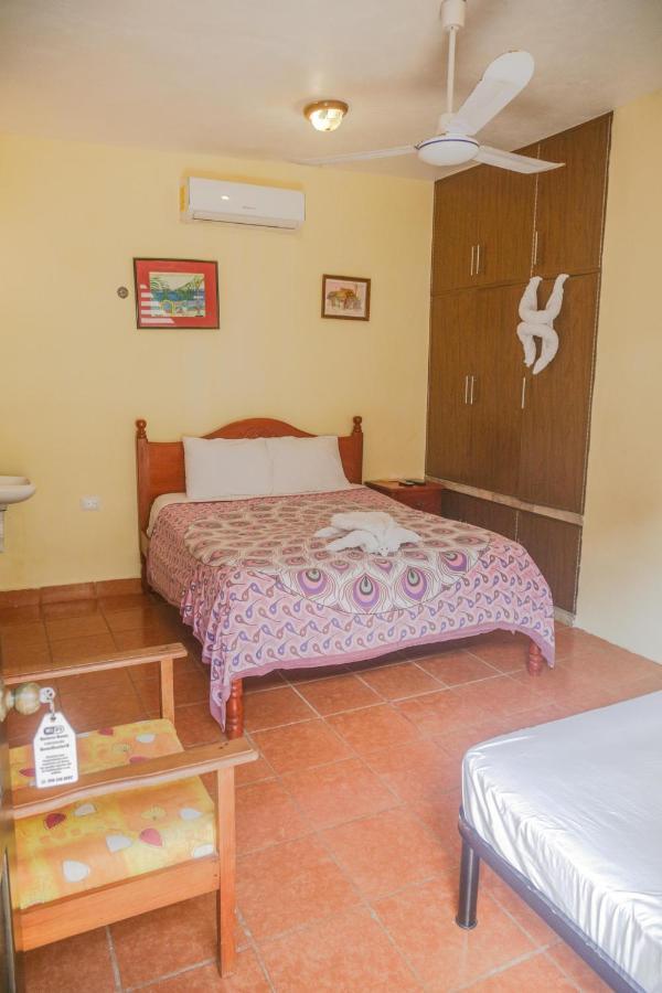 Navieros Rooms Бакалар Экстерьер фото