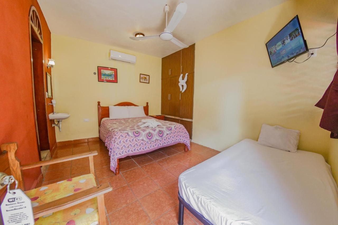 Navieros Rooms Бакалар Экстерьер фото
