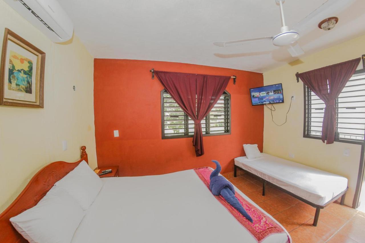 Navieros Rooms Бакалар Экстерьер фото